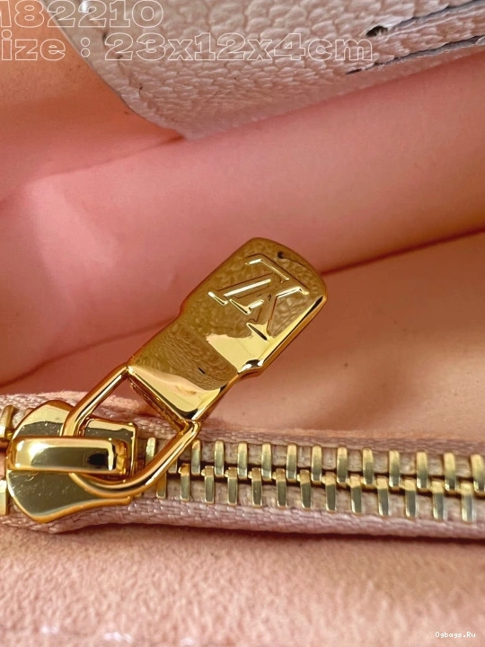 Chain VUITTON on Wallet LOUIS Ivy-23.5*12*4.3cm 0227